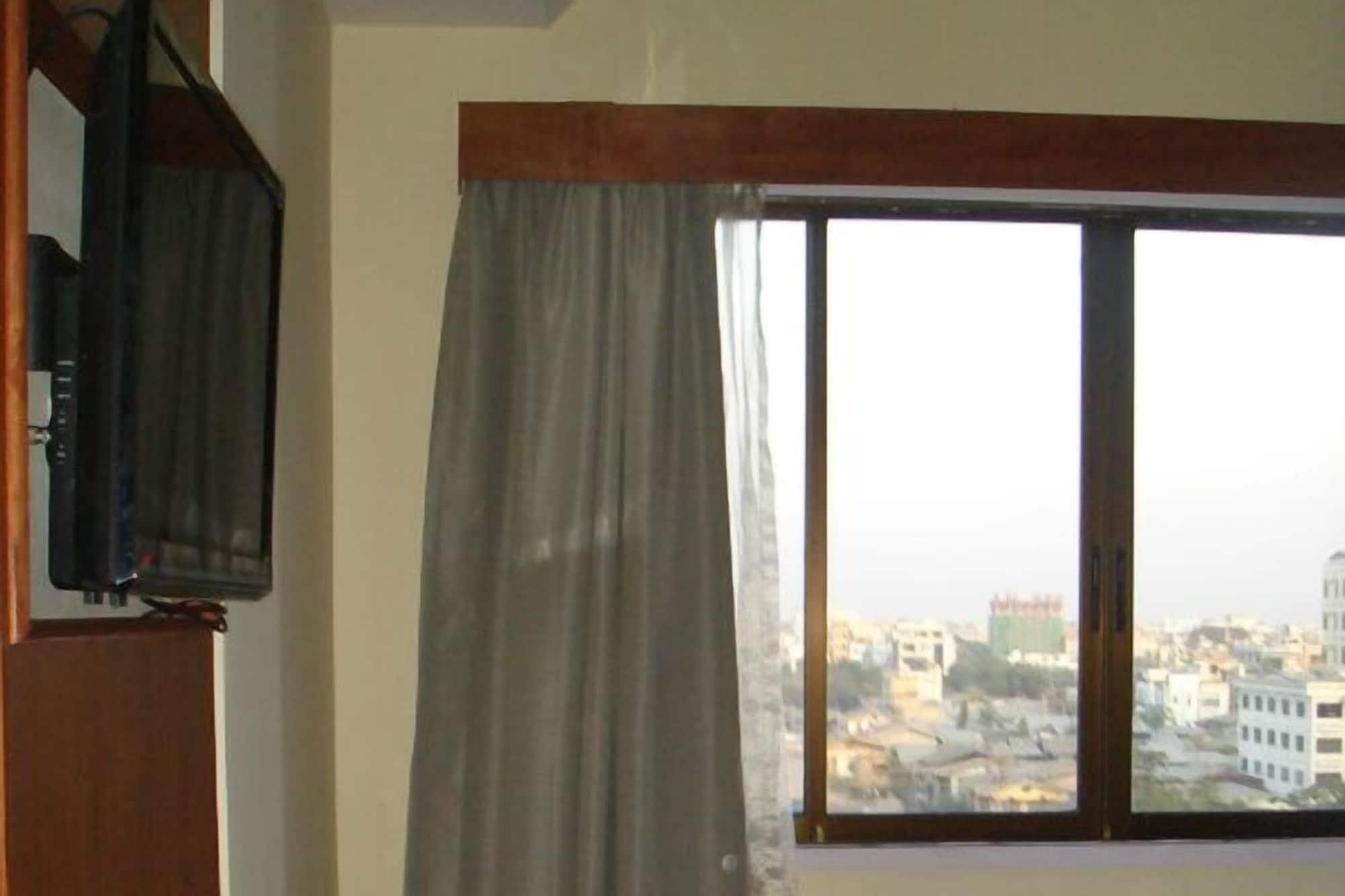 Oway Grand Hotel Mandalay Exteriör bild