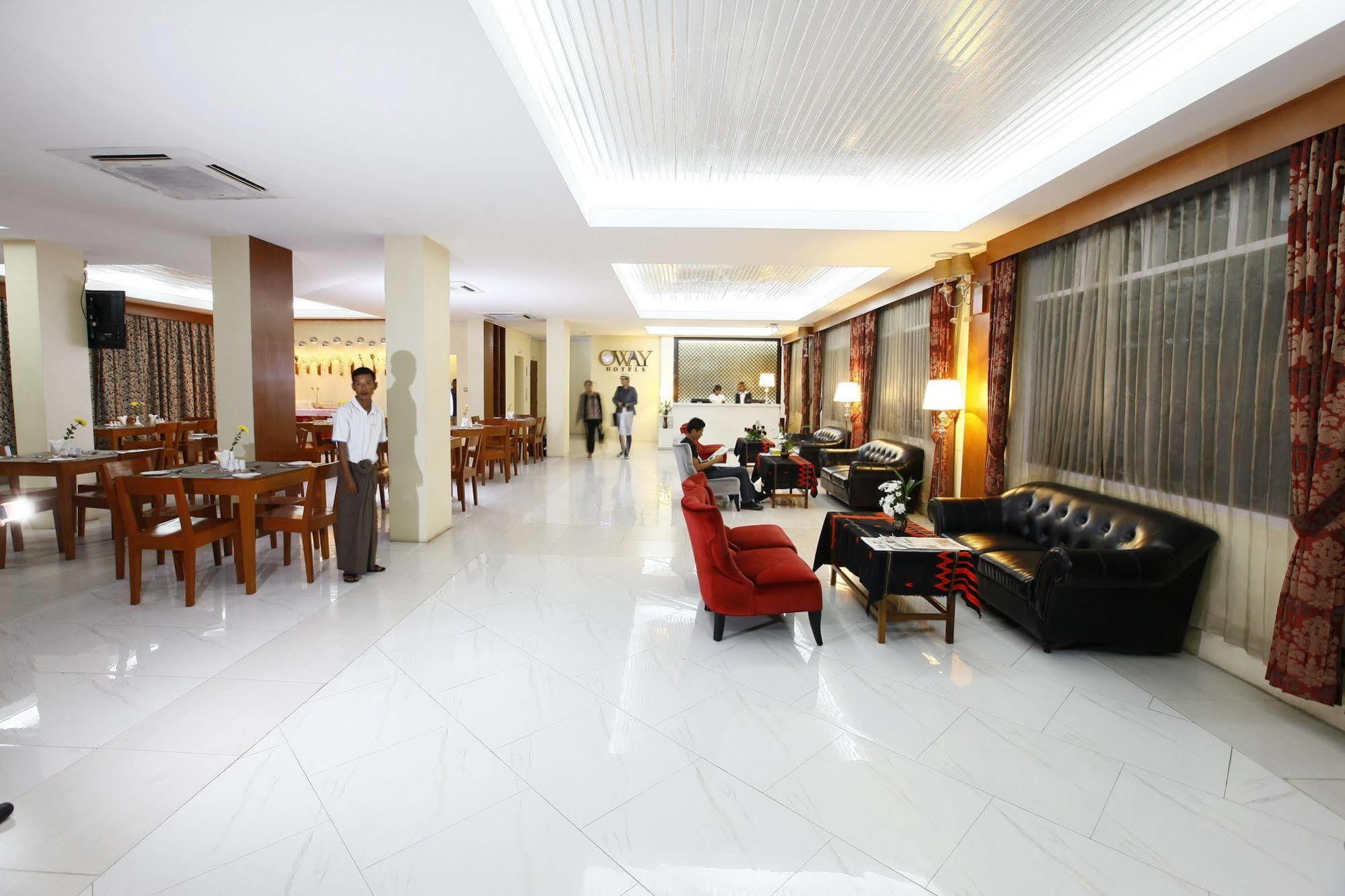 Oway Grand Hotel Mandalay Exteriör bild
